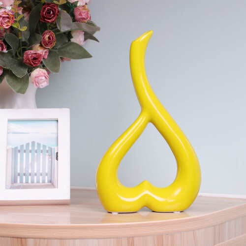 Yellow Heart-Shaped Ceramic Vase 1