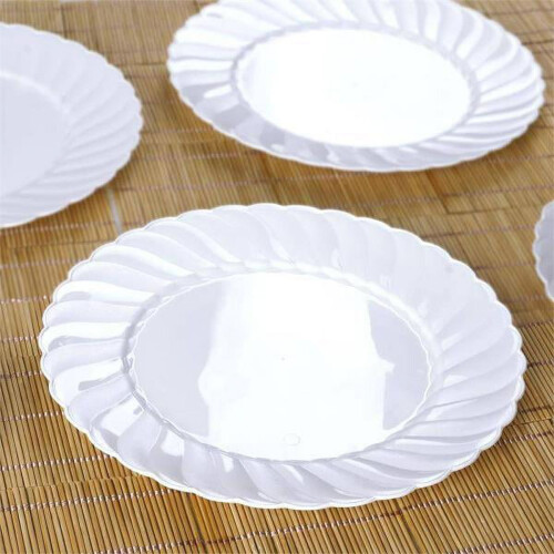 10 x 10" White Round Disposable Plastic Plates 1