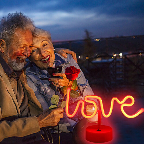Heart-Shaped LED Neon Light – USB or Battery Powered 1