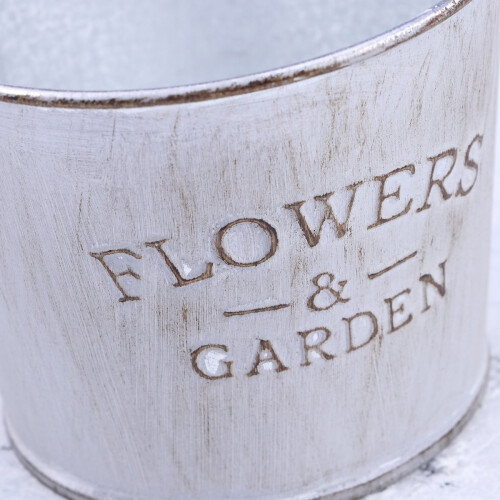 Iron Flower Bucket with Antique Finish 1