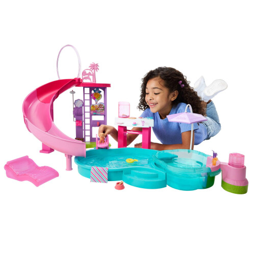 Barbie Barbie Dream Pool Playset and Themed Accessories
