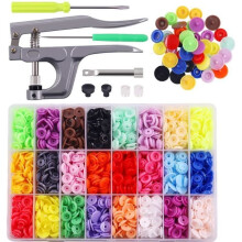 360 plastic drukknopen met clips voor het naaien van kleding, slabbetjes en regenjassen.
