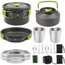 Juego de utensilios, olla, tetera, productos de acero inoxidable para picnic ecológico y cocina al aire libre.