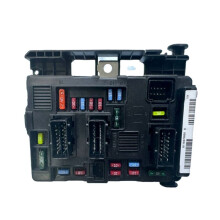 Car Fuse Box for  Partner 206 307 for  Xsara Berlingo  C2 C3 C5 9650618280 9650618480 9643537880