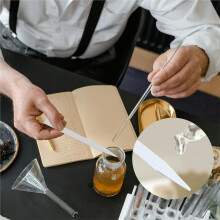 200 Strisce di Carta per Test di Profumo, Strisce di Prova per Test di Profumi Essenziali, Tester per Oli, Profumi, Oli Essenziali