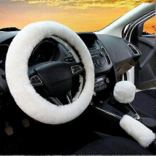 3-Piece Set Women's Winter Wool Faux Fur Soft Steering Wheel Covers White Plush Handbrake Cover 26-27s