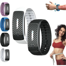 （Black)Ultrasonic Ultra-Tech Body Shape Wristband Matteo Ultrasonic Body Shape Wristband Ultrasonic Body Shape Wristband (Black + White)