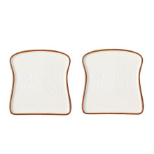 Ensemble d'assiettes à pain en céramique marron, motif ludique de toasts, design fait main, compatible micro-ondes.