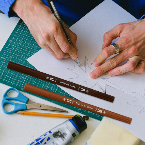 Multipurpose Plastic Watercolor Markers with Dual Tips 2