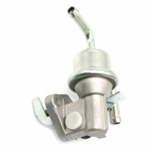 Bomba de Elevación de Combustible 16285-52032 para D1105 D905 D1005 D1305 V1505 V3300 para