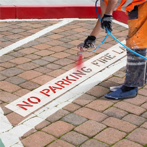 Estêncil de Silicone Reutilizável para Faixa de Incêndio "Proibido Estacionar" de 4x48 Polegadas - Altura da Letra: 4 Polegadas, para Asfalto e 2