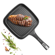 The Meat Master Smart Griddle Pan with Thermometer