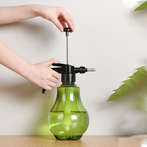 1.5L Large Capacity Plastic Spray Bottle with Adjustable Nozzle – Olive Green