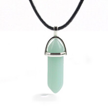 (Light Green)Hexagonal Column Pendant Necklace Natural Quartz Crystal Point Chakra Healing