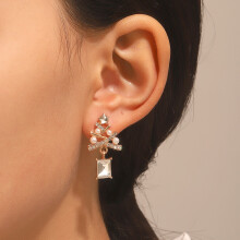 (01) Rhinestones Christmas Ear Studs Xmas Festive Theme Alloy Fashion Jewelry Birthday Gifts for Women Girls