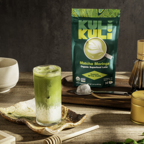 Οργανικό Σούπερφουντ Λάττε με Matcha & Μορίνγκα 2