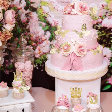 148 Accessori per Bouquet di Fiori da Sposa: 36 Farfalle Dorate, 12 Corone, Corpetti per Bouquet, 100 Spille di Diamanti