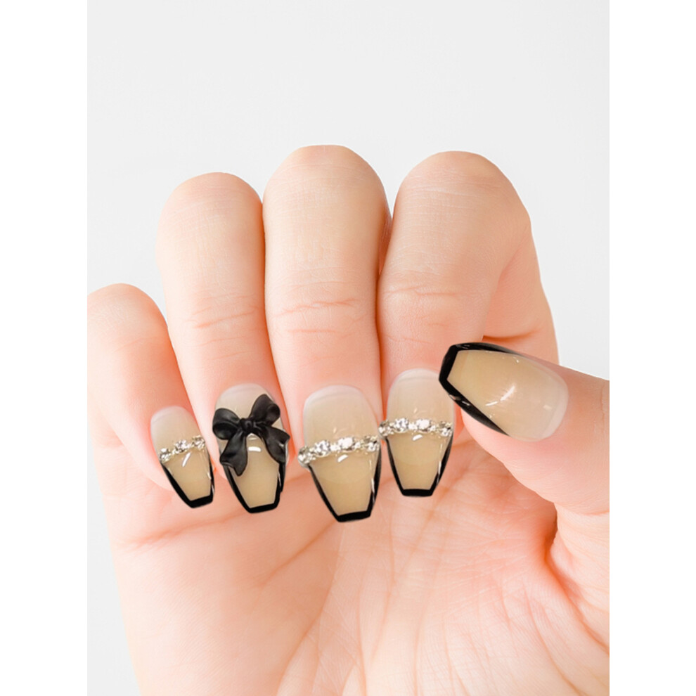 Dachuang Beauty Black Trendy Bowknot Artificial Nails - Salon Supply