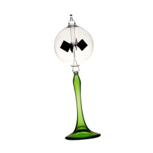 Solar Crookes Radiometer Sun Light Vanes Tabletop Ornament for Table Entrance Living Room Cabinet Green