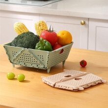 Plastic Collapsible Colander - Foldable Drain Basket with Resting Feet - Kitchen Food Strainer - Space-Saving Green