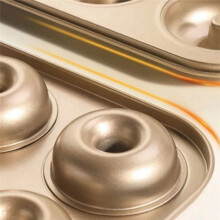 Gaten Donut Cakevorm DIY Chocolade Gebak Dessert Koekje Muffin Bakvorm Handgemaakte Gebruiksvoorwerpen 12 Kopjes Goud