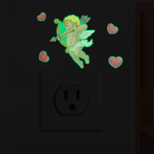 Lichtgevende raamsticker met Cupido-motief voor Valentijnsdag, 3,94 inch (1 stuk)