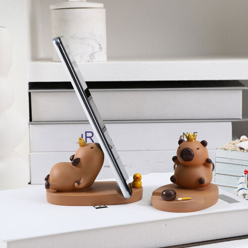 Capybara Resin Phone Stand for Desk 2