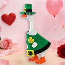 St. Patricks dag gåsekostymesett til 7" skrivebordsstatue