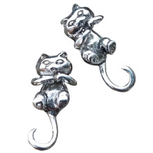 Boucles d'oreilles rétro argentées en forme d'oreilles de chat pour femme (1 paire)