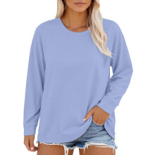 Camiseta feminina oversized confortável, modelagem relaxada, manga longa, gola redonda, tecido macio, peça básica para o dia a dia com barra
