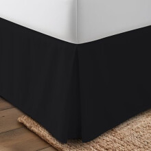 Jupe de lit King noire Ă plis quadruples souples, hauteur 40,6 cm (16 pouces).