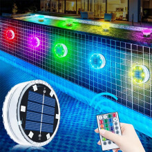 Liquidation ! Projecteurs de piscine submersibles à 6 LED avec télécommande, 16 couleurs, aimants et ventouses, fonctionnant sur piles —