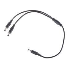 Verlengkabel met Y-splitter (mannelijk naar dubbel mannelijk, 5,5x2,1 mm/5,5x2,5 mm) voor stroomvoorziening aan twee apparaten tegelijk.