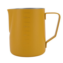 Pichet à mousser le lait en acier inoxydable 304, 500 ml – Antirouille, jaune, bec verseur incliné pour un latte art parfait, facile à laver,