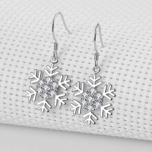 1Pair Snowflake Drop Earrings in for Christmas Party Decoration