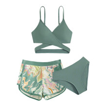 Driedelig badpak voor meisjes: bikini met hoge taille en bijpassende cover-up voor strand, zwembad en zomerse zwemkleding.