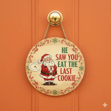 Grappige kerstdeurhanger, houten bordje met de tekst "Santa Surveillance Squad" en een humoristische boodschap, feestelijke voordeurdecoratie (B)