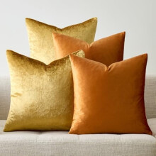 Fluweelzachte gouden oranje kussenhoezen 18x18 cm, set van 4, zachte vierkante sierkussenhoezen voor de woonkamer – geschikt voor standaard