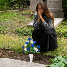 Artificial Cemetery Flowers with Vase, Blue & White Rose Bouquet for Gravesite & Headstones, 19.6"x11.8", 1 Pack
