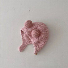 Babywintermutsje met pompon en roze fleecerand