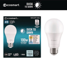Ampoule LED A19 équivalente à 100 watts, à intensité variable, avec allumage automatique crépusculaire et température de couleur