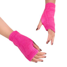 Fingerløse hansker til dame i assorterte godterifarger, elastisk ribbestrikket, perfekt for tenåringer, trening eller fritidsklær. Knallrosa