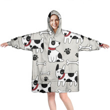 Draagbare oversized dekenhoodie voor volwassenen – knusse, superwarme, pluizige trui met zakken, passend bij het bulldog-thema.