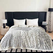 Oversized Taffeta Fleece Blanket - Extra Large Cozy Winter Cover for Bed Sofa or Travel with Anti-Pilling Fabric and Reinforced Stitched Edges