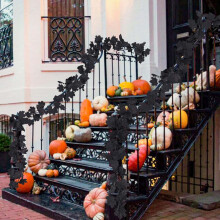 Nouvelle décoration d'Halloween en vigne noire pour l'intérieur : feuille d'érable artificielle en rotin de 170 cm (67 po) pour fenêtres,
