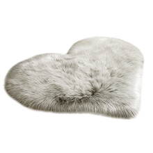 Tapis en fausse fourrure duveteuse en forme de cœur, tapis shaggy doux et moelleux pour chambre et salon – Gris