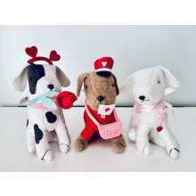 Conjunto de 3 cachorros de pelúcia Bullseye Playground para o Dia dos Namorados
