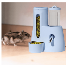 Automatischer Hamsterfutterautomat, Futternapf mit Wasserflasche, multifunktionaler automatischer Flaschenspender mit großem Fassungsvermögen für