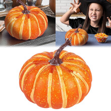 Umelá tekvicová dekorácia – oranžový zamat a biela, 17 cm