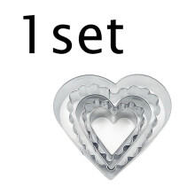 Set van 5 in elkaar passende hartvormige koekjesvormpjes